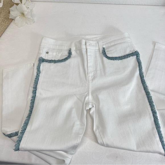 7 For All Mankind | High Waist Ankle Skinny Fringe Jeans, White Sz 28 - Picture 6 of 16
